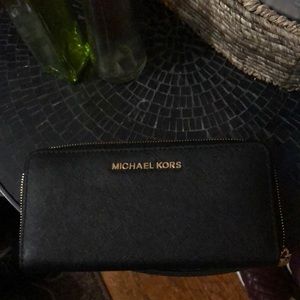Michael Kors Large wallet